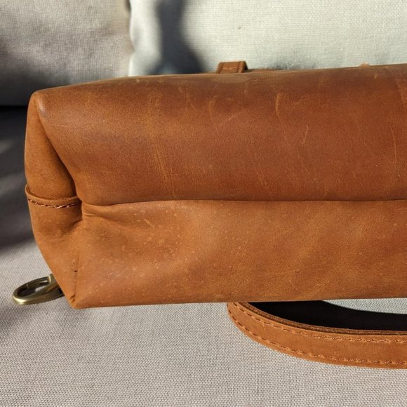 Portland Leather Goods Dakota Leather Mini Crossbody Tote ~ ✨NWOT !✨ - Picture 3 of 6